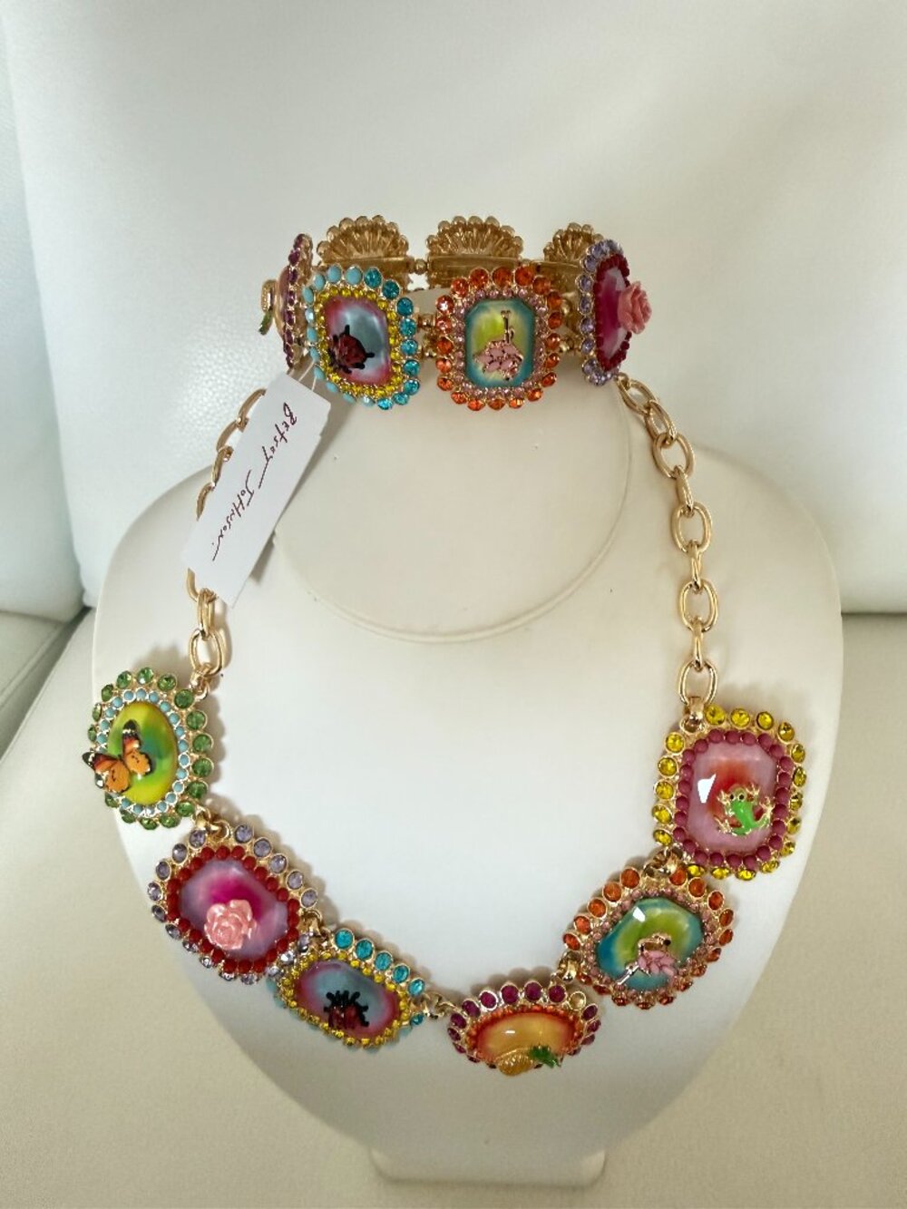 NWT Betsey Johnson Backyard Stone Critter Bib Statement Necklace bracelet set